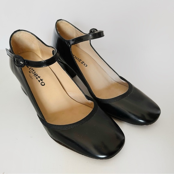 Repetto Shoes - Repetto Black Patent Mary Jane Block Heel Pumps